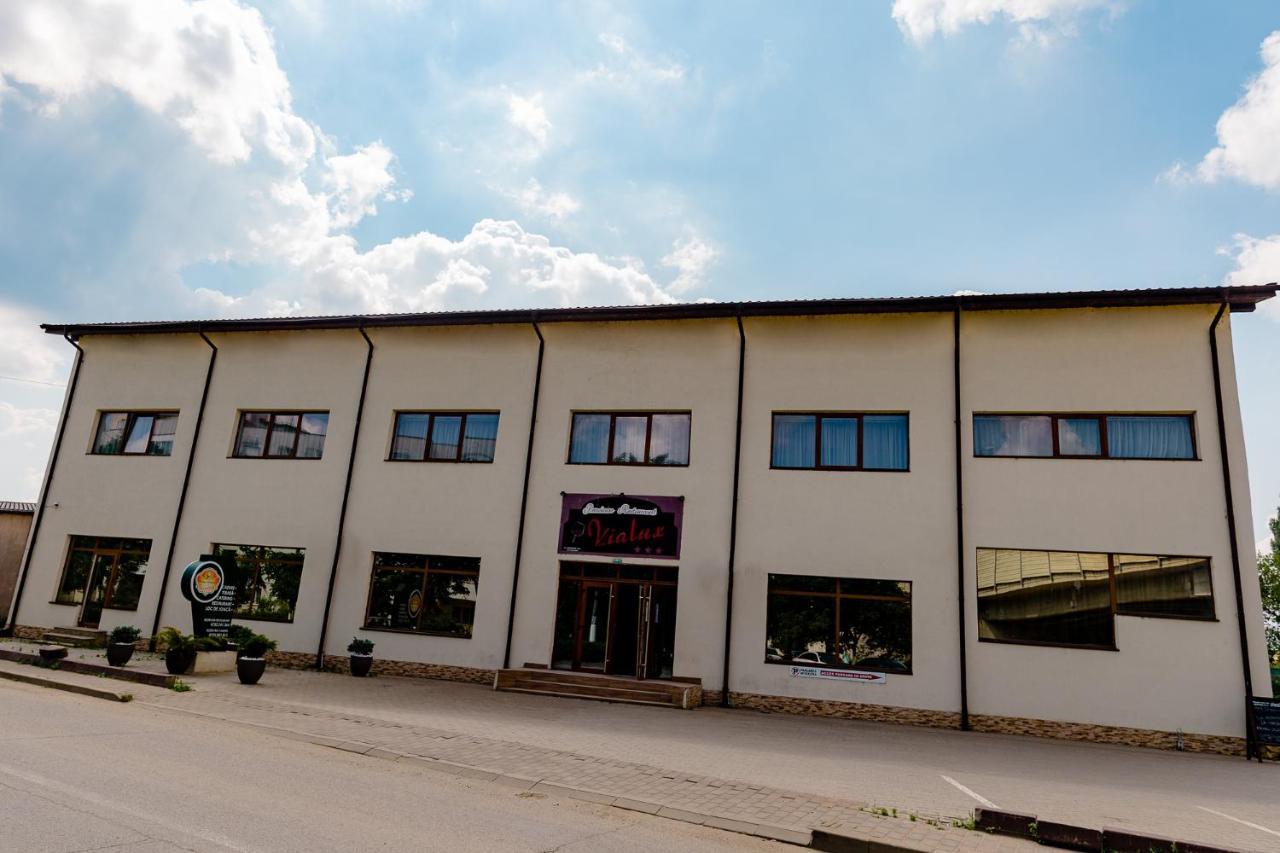 Pensiunea Vialux Bacău Eksteriør bilde